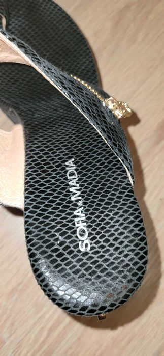 Басоножки на танкетке