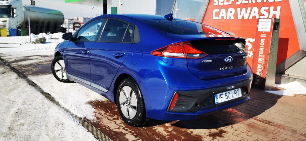 Hyundai Ioniq Hybrid 2020