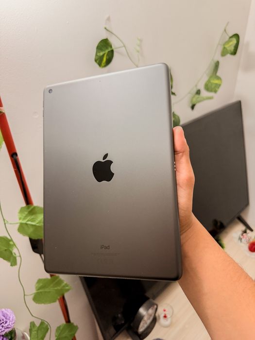 Apple ipad 7th-Gen 32Gb като нов