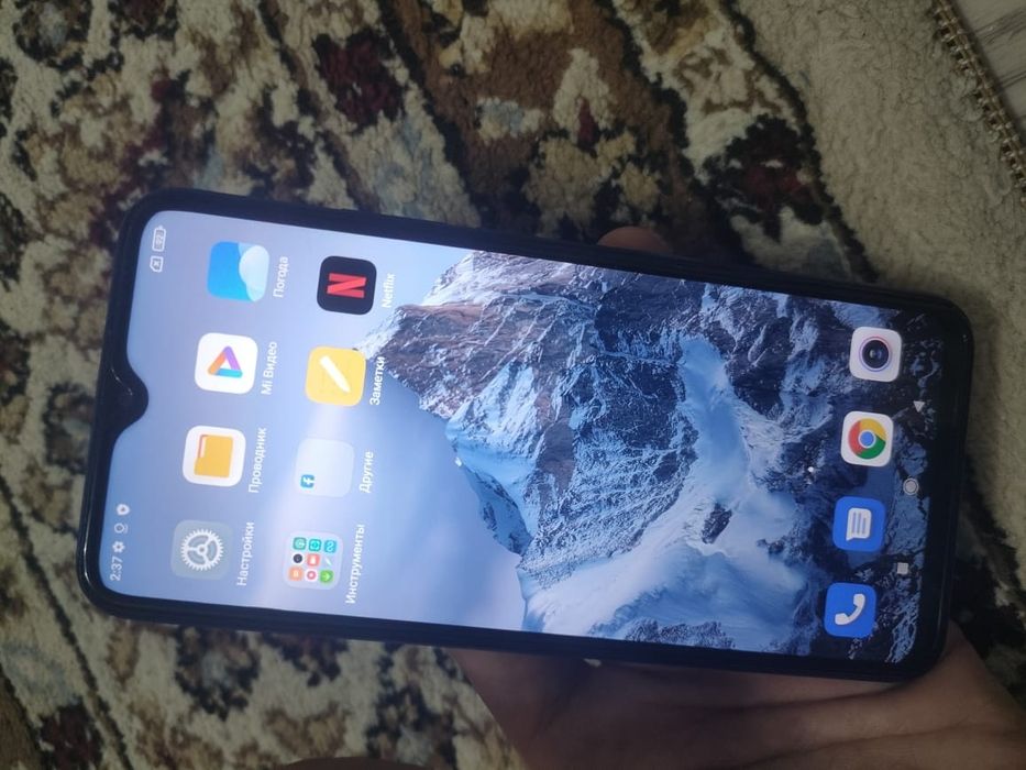 Продам смартон редми 9