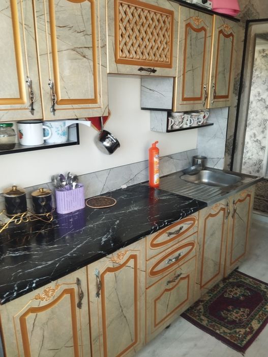 Кухонный мебель 2млн 500