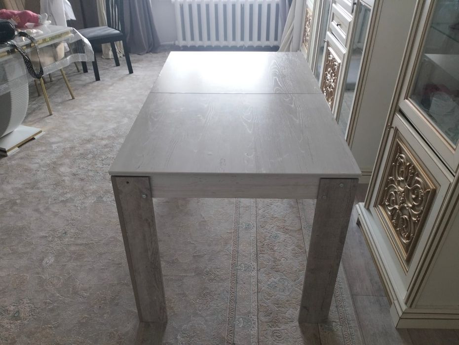 Стол почти Новый