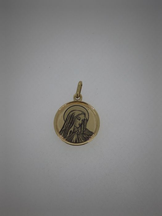 Pandantiv aur 18k 2.81gr (r)
