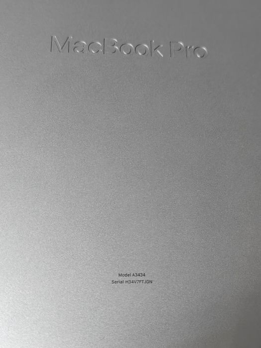 Mabook Pro M5 A3434, Macbook  Pro M1  A2442, Macbook Air M4 A3240 , display , recarosare