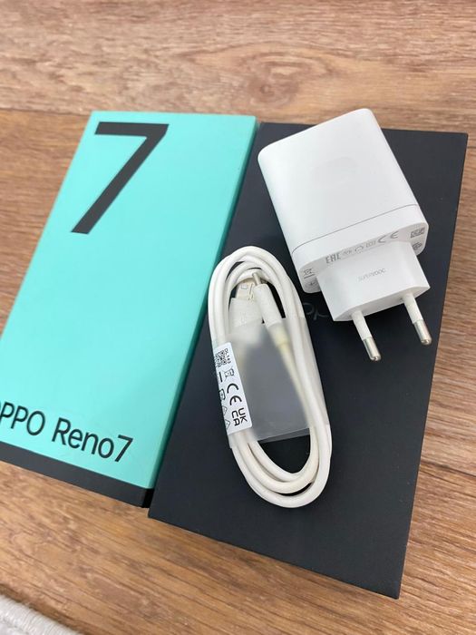 Продам оригинал зарятку