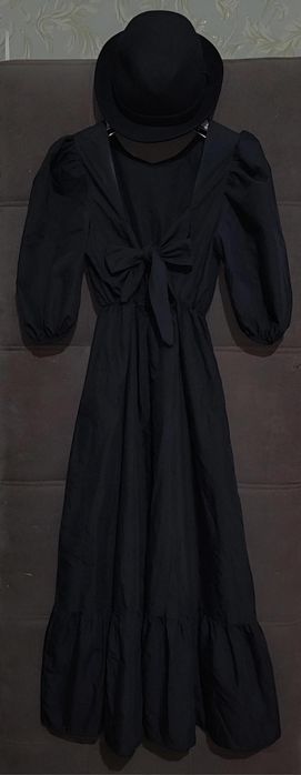 Чёрное летнее платье