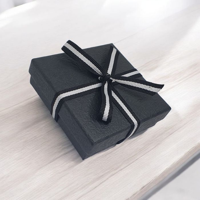 Brățară Shambala din howlit alb