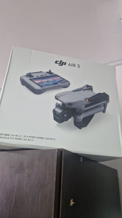 Дрон, квадрокоптер  DJI 3 air