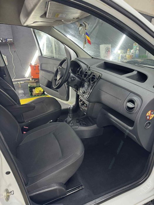 Dacia Dokker 2018 1.6 benzina 102 CP