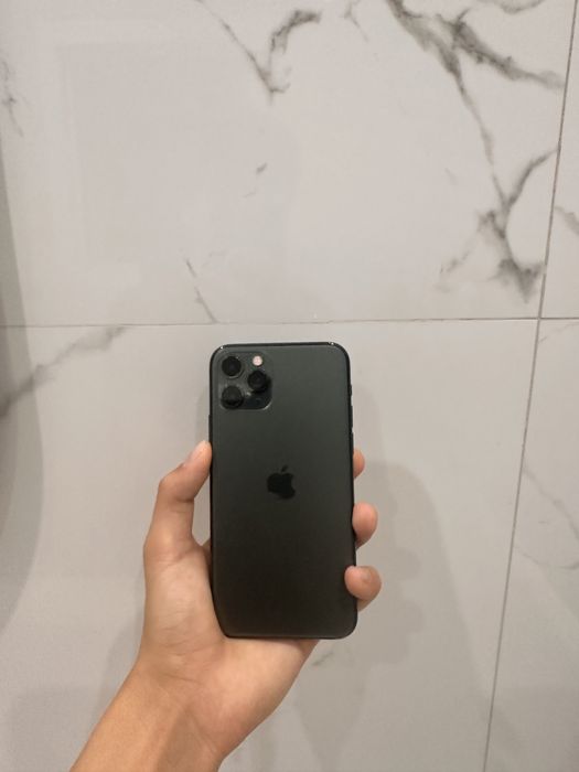 Продам Iphone 11 pro