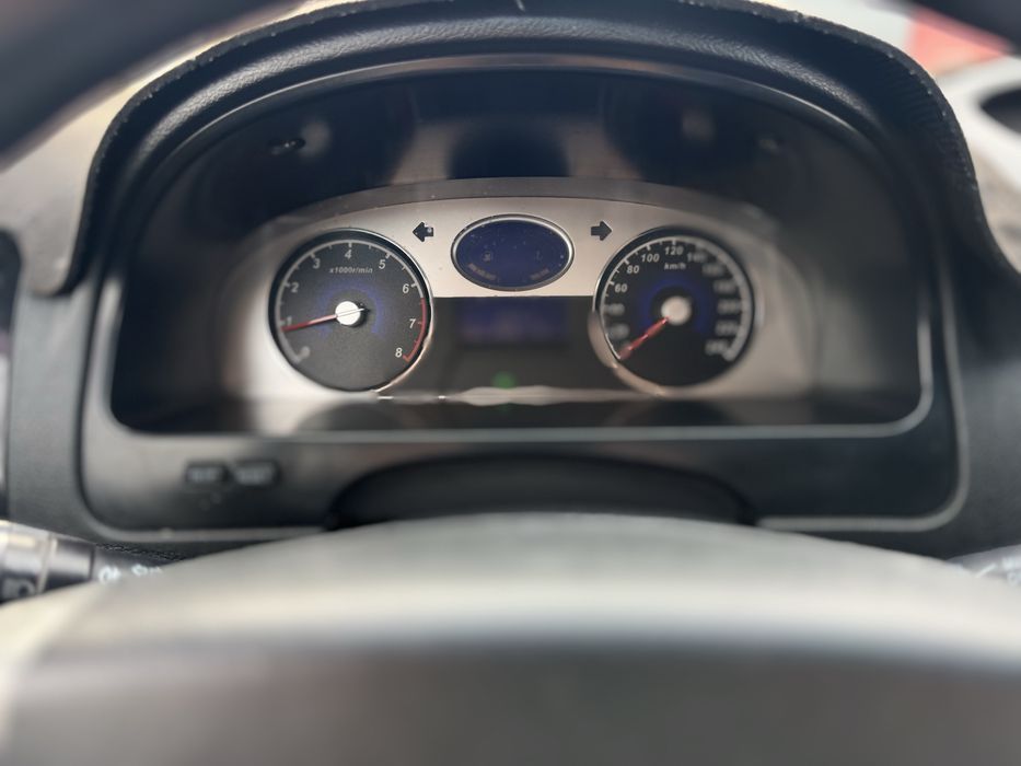 Джили Емгранд ес7