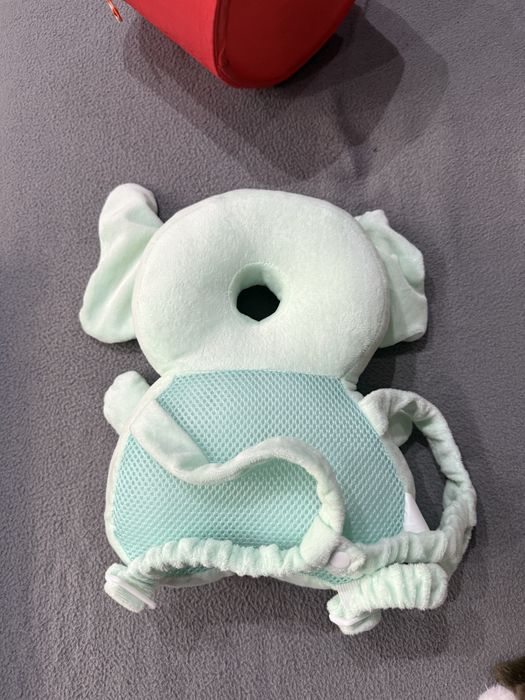 Раница/възглавница за прохождащо бебе