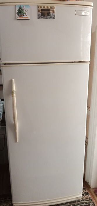 SROCHNA xoladilnik sotiladi