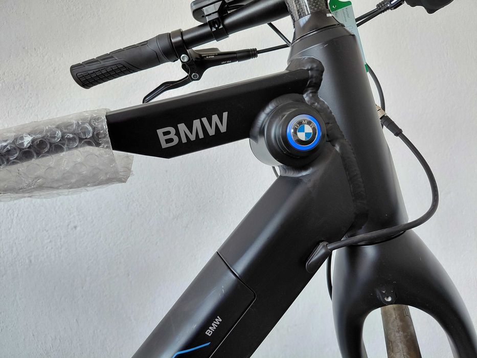 Ново Електрически Велосипед Колело BMW Urban Hybrid eBike 300Wh 28”