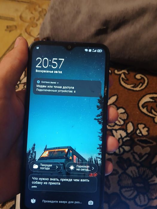 Продаю телефоны 2 рабочих один нет