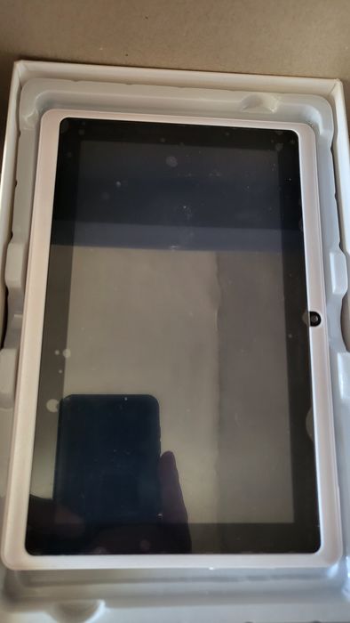 2 броя таблета като нови