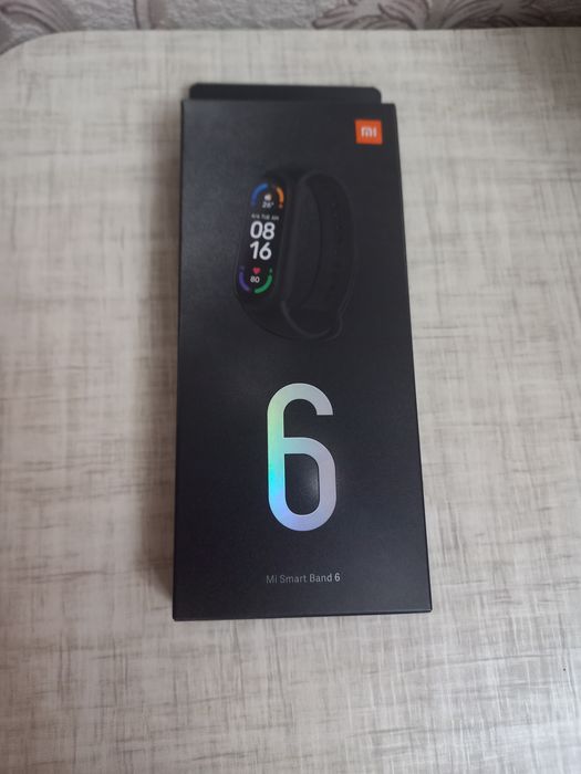Фитнес-браслет Xiaomi Mi Smart Band 6