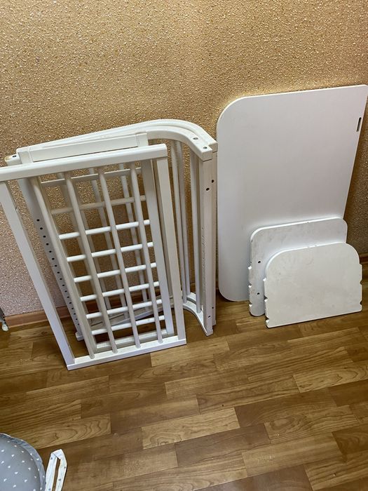 Кроватка для новорожденных