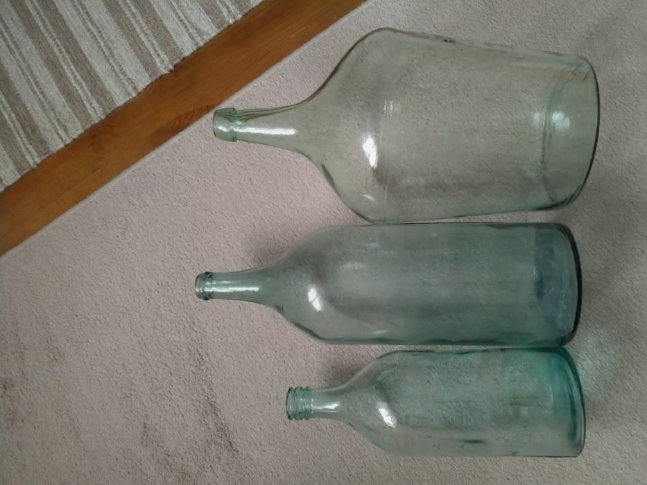 Стъклени съдове , дамаджани