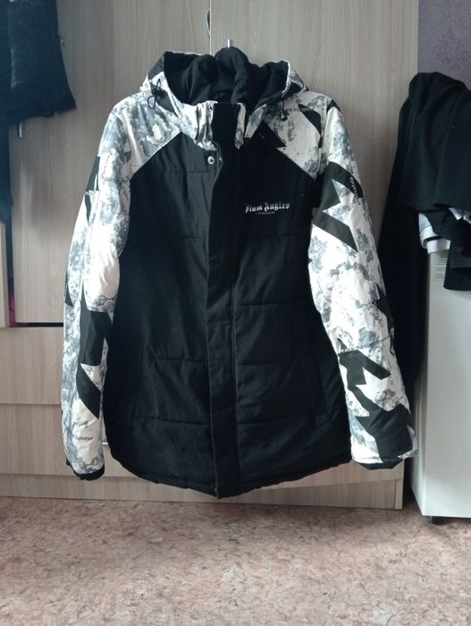 Продам куртку не дорого