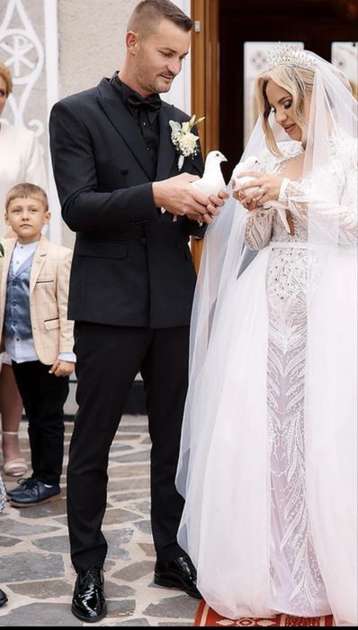 Costum de mire sau de naș, deosebit