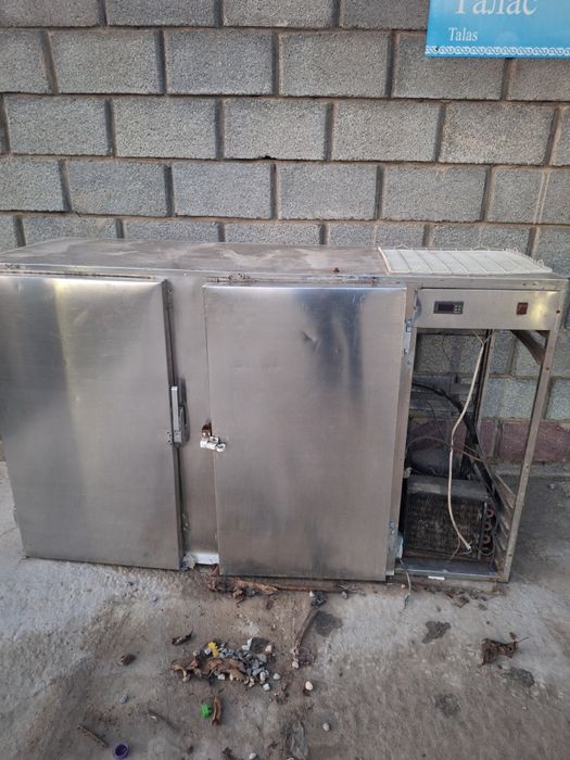 Продам холодильник