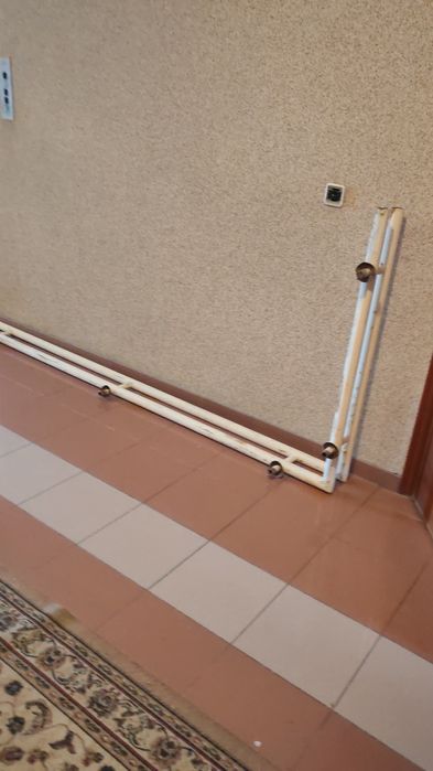 Отдам бесплатно желещэзные перила