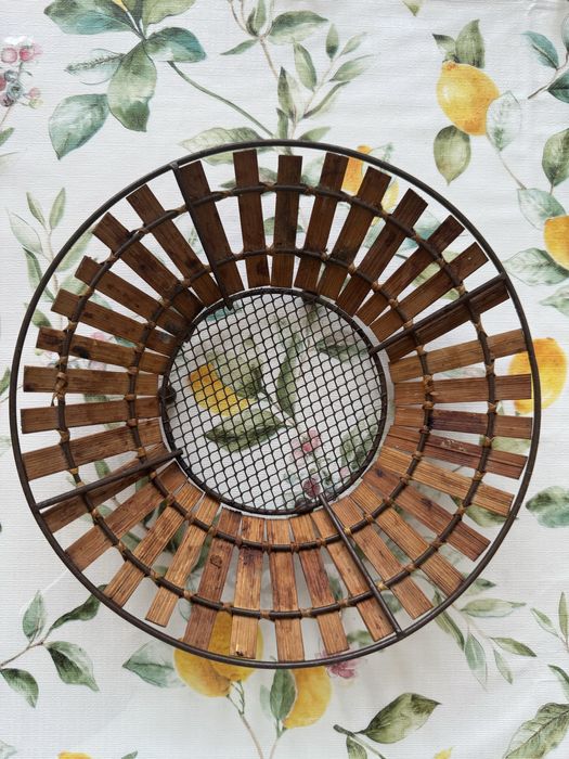 Тарелка фруктовница