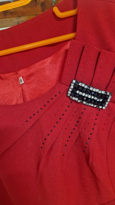 Trei rochițe purtate o singura dată