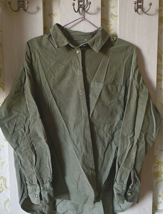 Рубашки в разных отенках