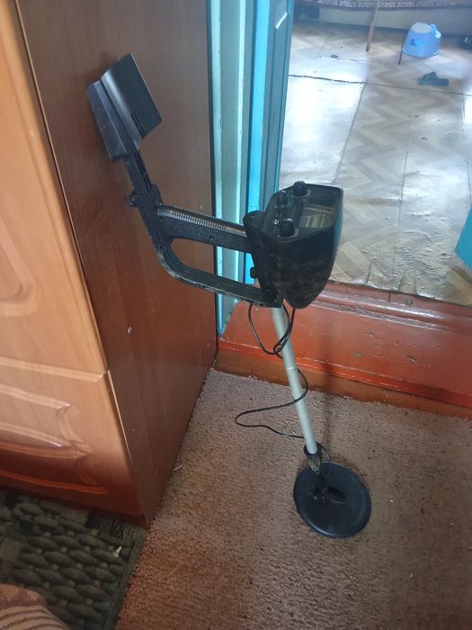 Продам металлоискатель MD-4030