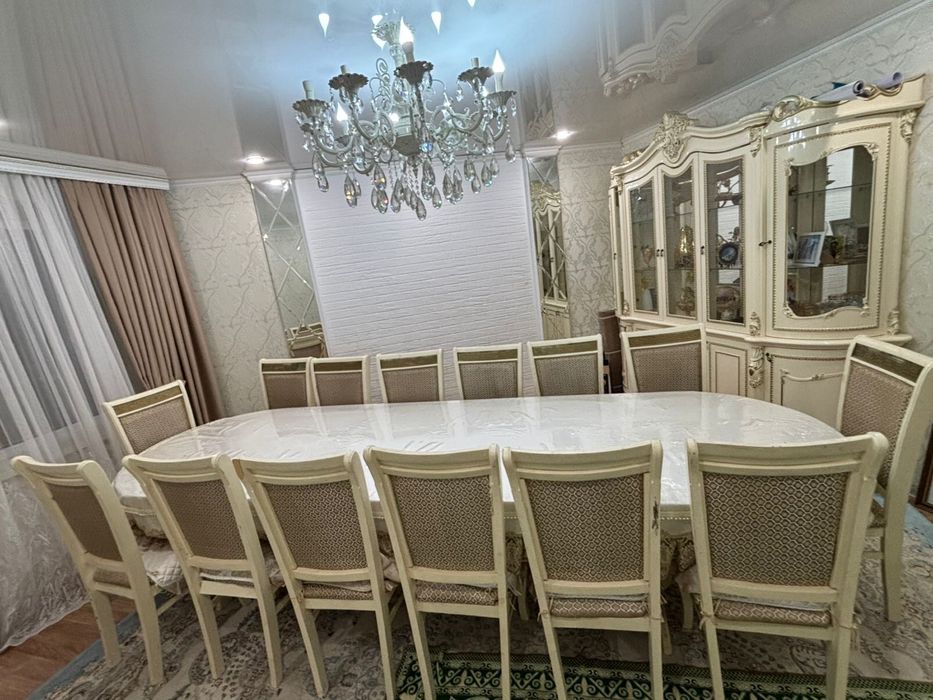 Стол овальный со стульями!