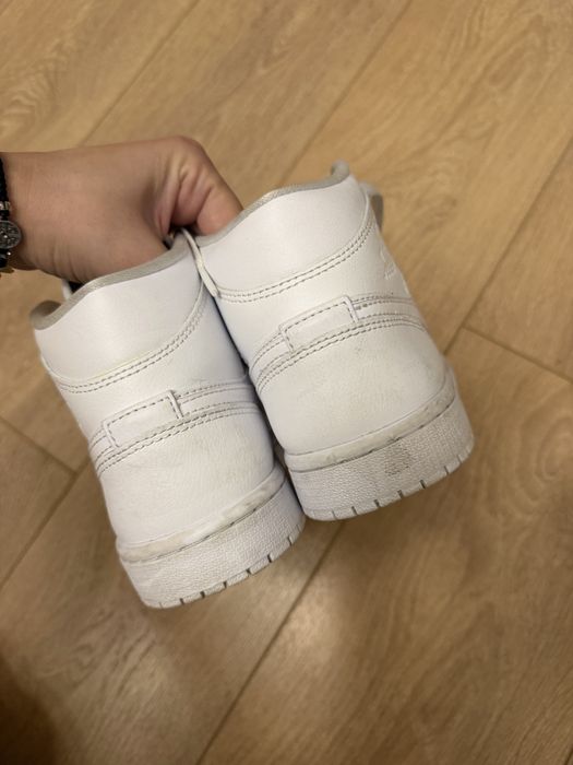 Jordan 1 mid wmns albi