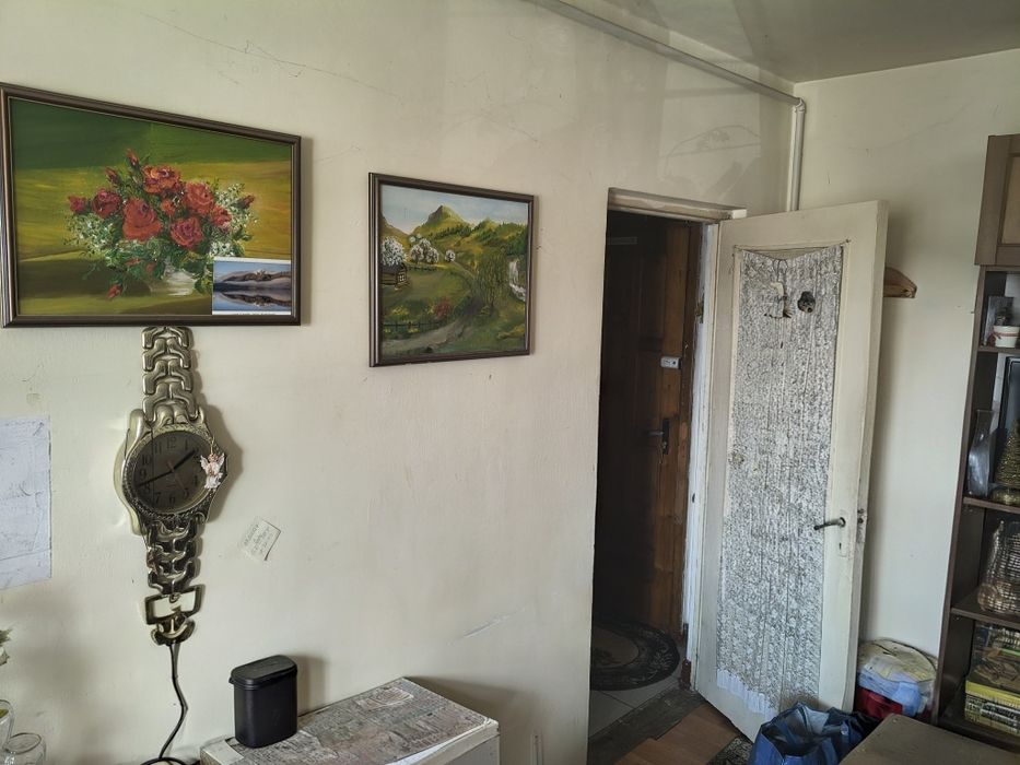 Garsoniera 24mp. cu balcon, centrala, baie, hol si bucatarie
