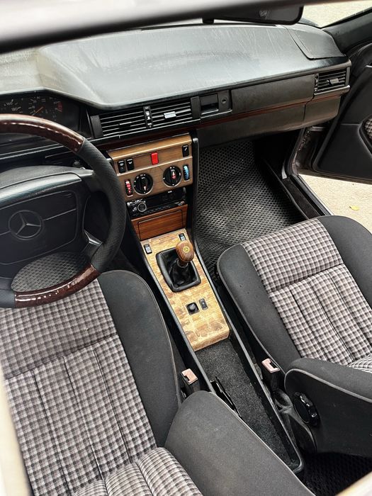 Продам Мерседес w124