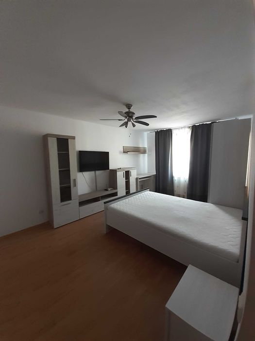 Apartament de inchiriat pe termen lung