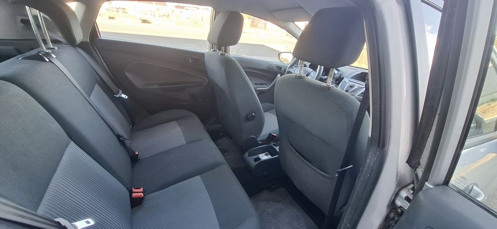 FORD Fiesta 2010 — imagine 5
