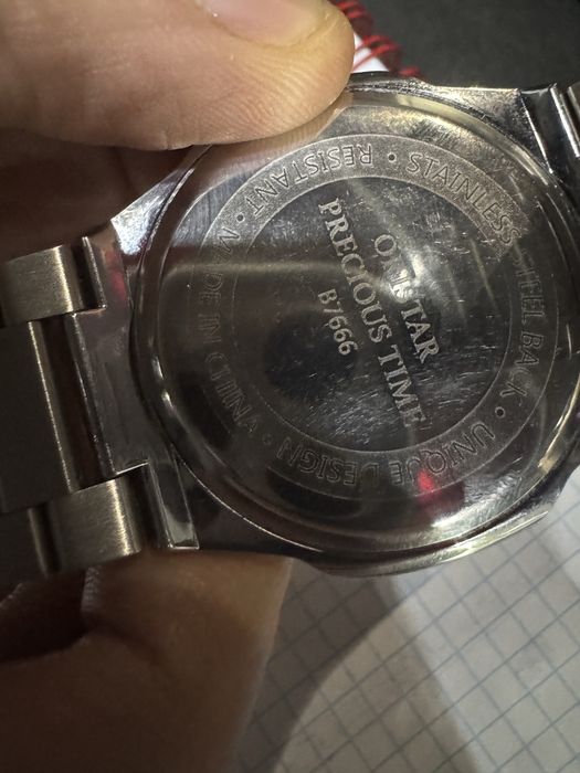 Oristar часа хорошего качества