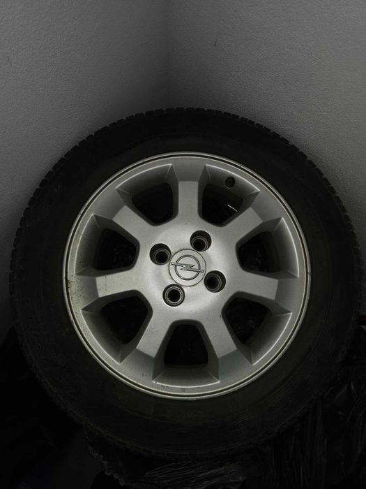 Vand Opel Astra G Berlină 1.4 Benzină, An 2007 - Stare Bună, Taxe Mici