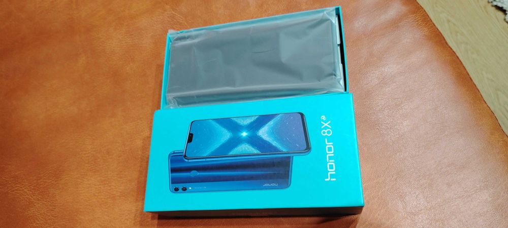 Vând Honor 8X utilizat