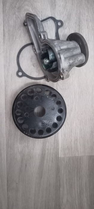 Запчасти на Киа бу