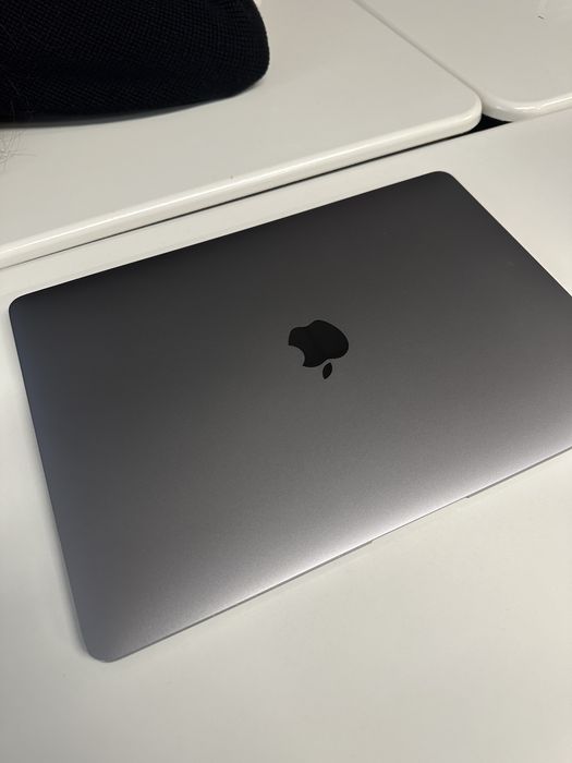 Макбук эйр 13 М1