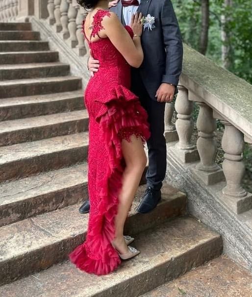 Рокля - официална