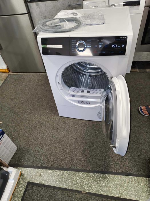 А+++ Чисто нова Сушилня с термопомпа Bosch-Бош 9 кг Серия 8 SelfCleaning Condenser