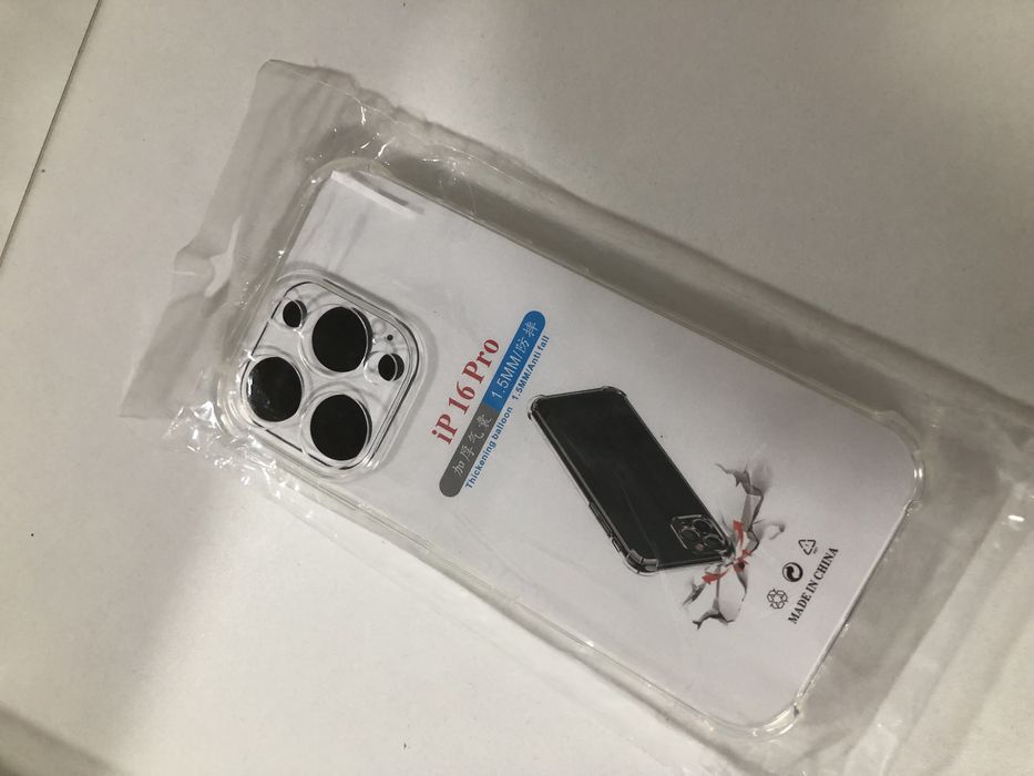 Продам чехлы на айфон