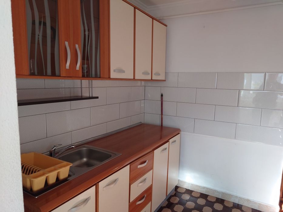 Inchiriez apartament 3 camere PITESTI
