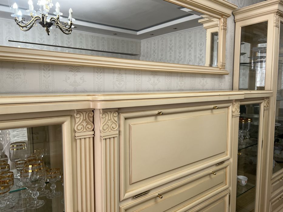 Стенка в гостиную