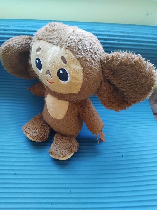 Голяма Оригинална Играчка Чебурашка 35 см.