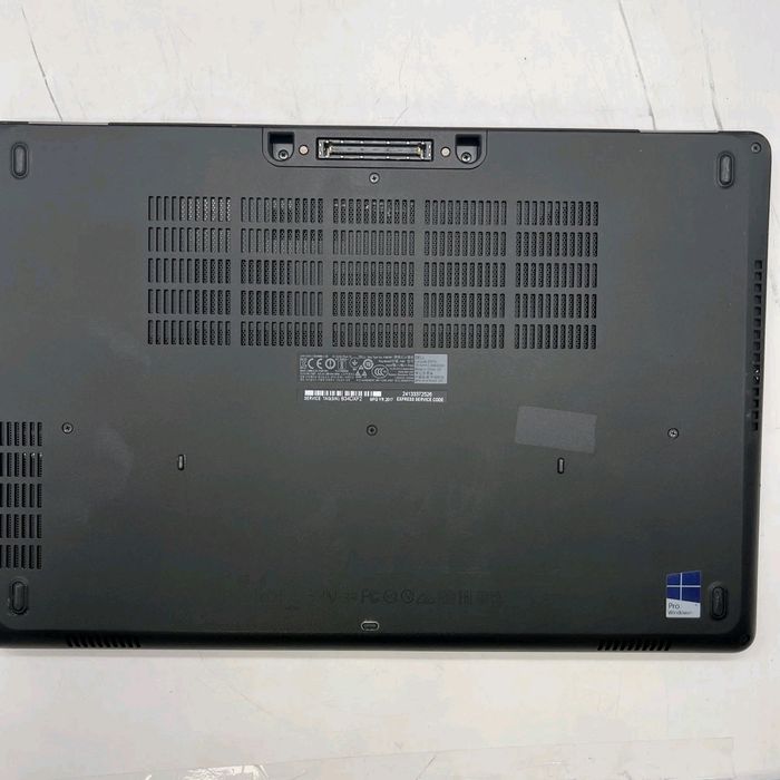 Dell Latitude E5570 15