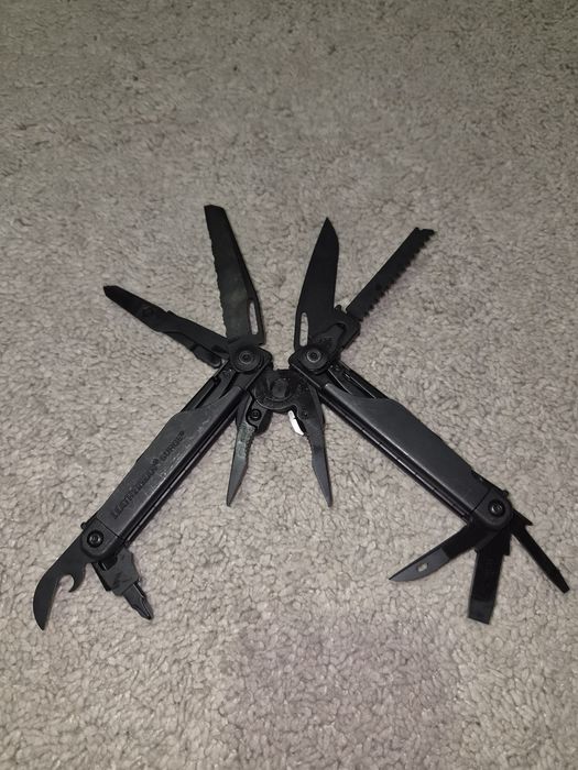 Leatherman Surge